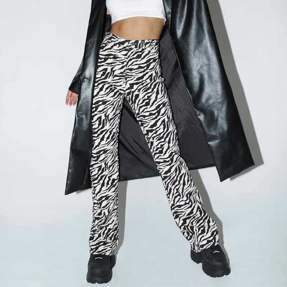 MOTEL ROCKS Zoven Trouser in Zebra Print Size S